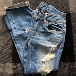 American Eagle low rise artist crop jeans